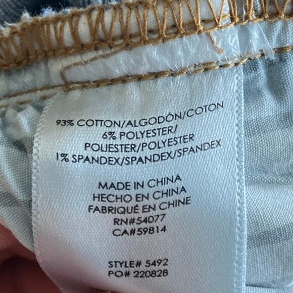 CAbi Womens Jeans Blue Denim Cinch Mid Rise Bleach Splatter Skinny Stretch 4 - Picture 5 of 11